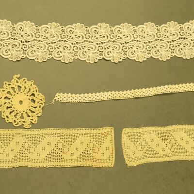 One side of lace.: Origsize: 8" (l) x 7" (w); Origformat: Artifact