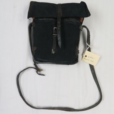 Case, Binoculars
