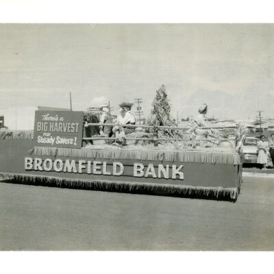 Broomfield Bank parade float