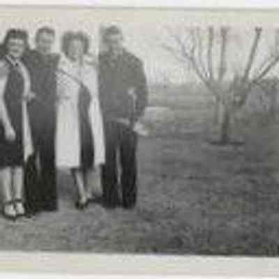 Clyde and Dale Brunner with friends
