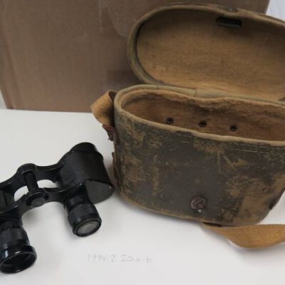 Case, Binoculars