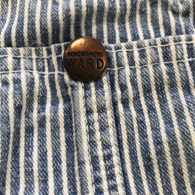 Close up of buttons.: Origsize: 23.5" (w) x 59" (l); Origformat: Artifact