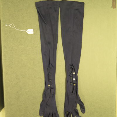 Glove