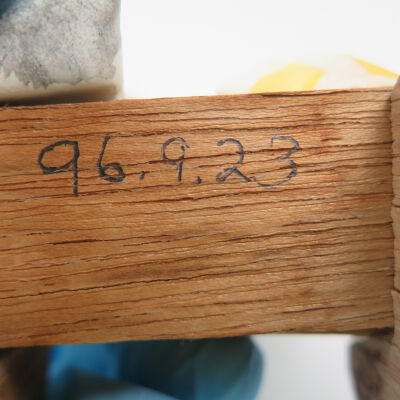 Bottom of bench: Origsize: 3.5" (h) x 3" (w) x; Origformat: Artifact