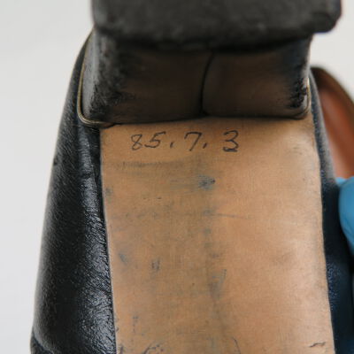 Number on bottom of shoe.: Origsize: 3.5" (h) 4" (w) x 10; Origformat: Artifact