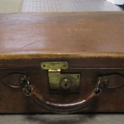 Top of suitcase: Origformat: Artifact