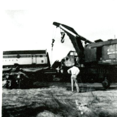 Lifting Train Wreckage