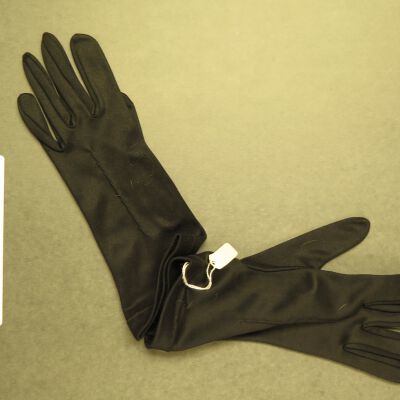 One side of gloves.: Origsize: 5" (w) x 3" (l); Origformat: Artifact