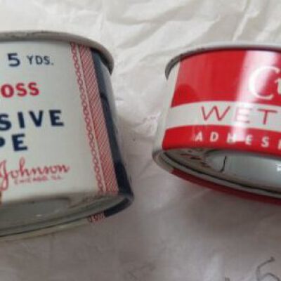 Tape tin: Origsize: 1.5" (h) x 2.25" (di; Origformat: Artifact