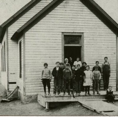Students in front of Westlake School 1910-1911