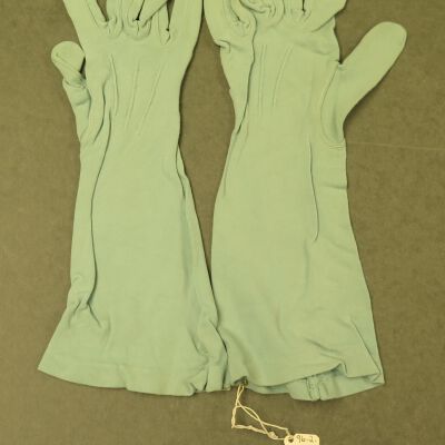 Glove