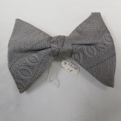 Tie, Bow