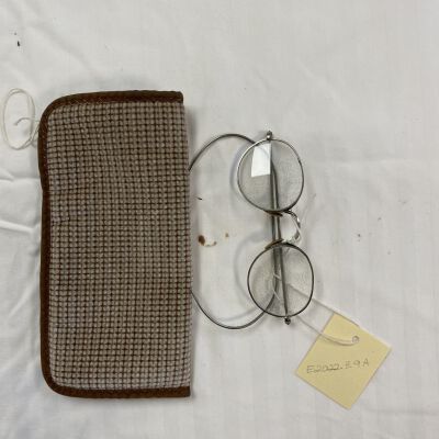 Eyeglasses
