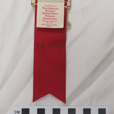 Back Side: Origsize: 5.5"(H) x 2.5"(W); Origformat: Artifact