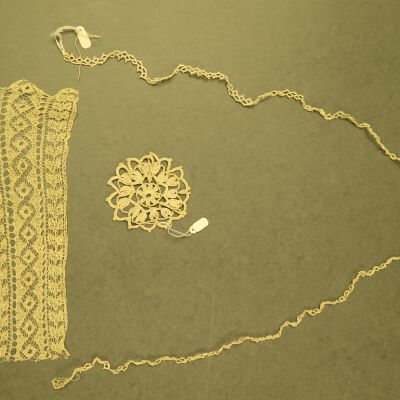 Other side of lace.: Origsize: 6.5" (w) x 6.75" (l); Origformat: Artifact