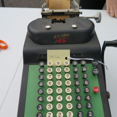 Machine, Adding
