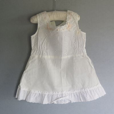 Front of dress: Origsize: 9" (w) x 16" (l); Origformat: Artifact