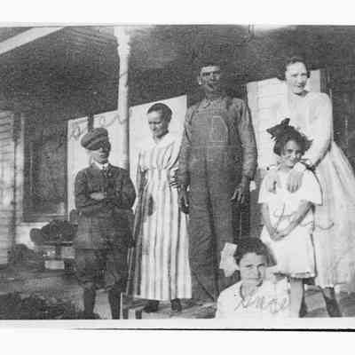 Brunner Family in the Early 1900S