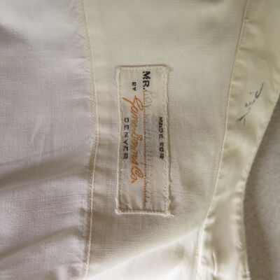 Tag on shirt: Origsize: 34.5" (w) x 75.5" (l; Origformat: Artifact