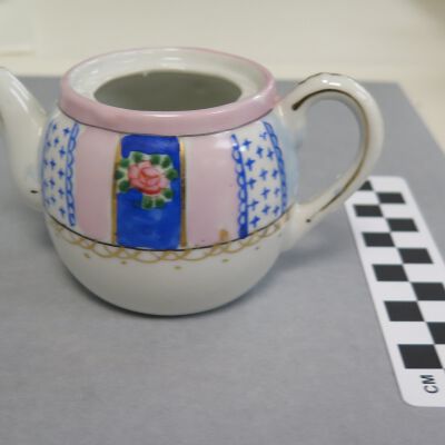 Teapot