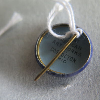 Bacnk of Liberty V Loan pins.: Origsize: 0.75" (diam); Origformat: Artifact