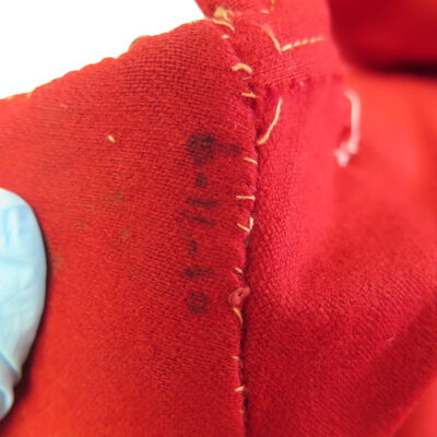 Number on cape.: Origsize: 31" (w) x 37" (l); Origformat: Artifact
