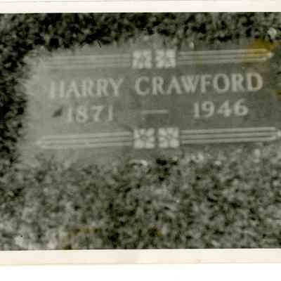 Gravestone of Harry Crawford