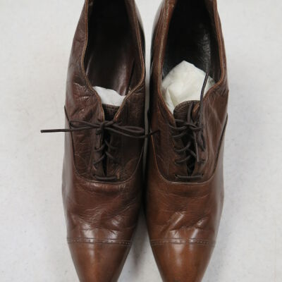 Shoe