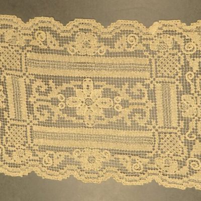 One side of doily.: Origsize: 11" (w) x 14" (l); Origformat: Artifact