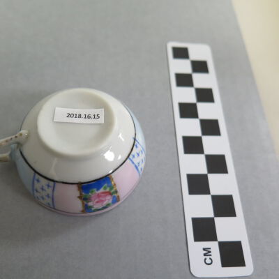 Bottom of teacup.: Origformat: Artifact