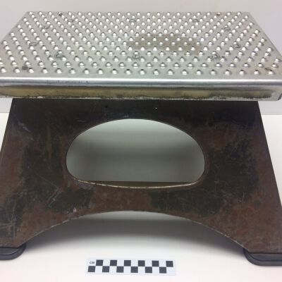Stool, Step