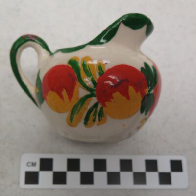Pitcher, Cream