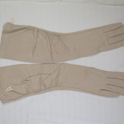 Glove