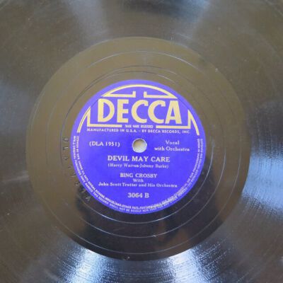 Close up of label on B side of record.: Origsize: 9.75" (diam); Origformat: Artifact