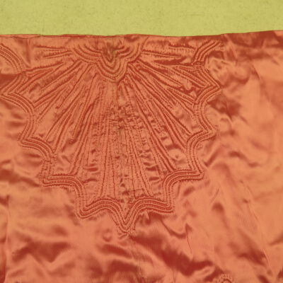 Close up of design.: Origsize: 15.75" (w) x 63" (l); Origformat: Artifact