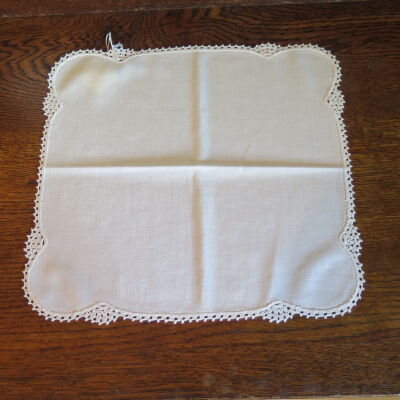 Scarf, Bureau
