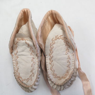 Shoe
