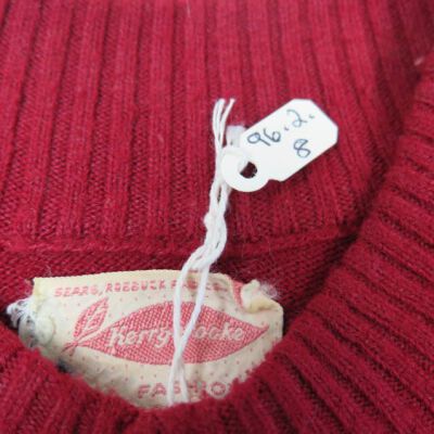 Number on tag.: Origsize: 20.5" (w) X 16" (l); Origformat: Artifact