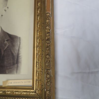 Condition: Wide shot, areas of loss along PL side of frame, recto (2018-08-29): Origformat: Artifact