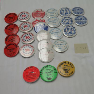 Front of buttons.: Origsize: 2.25" (dia); Origformat: Artifact