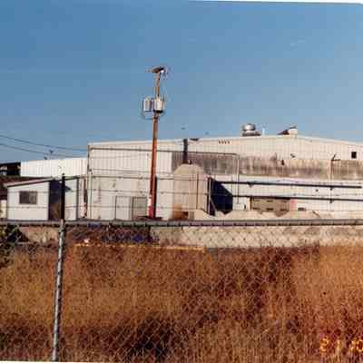 Unidentified Metal Industrial Building
