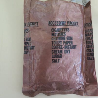 Close up of accessory packet text: Origsize: 4.75" (w) x 6" (l); Origformat: Artifact