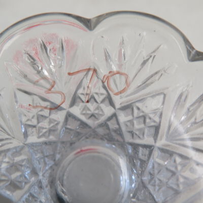 Number of punch bowl set.: Origsize: 1" (h) x 2" (w) x 1; Origformat: Artifact