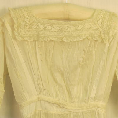 detail front