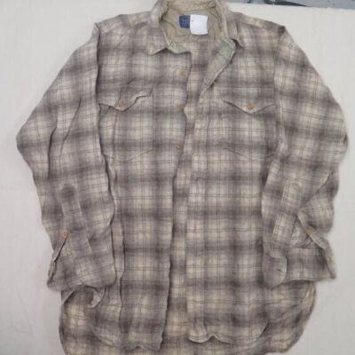 Front of shirt.: Origsize: 17" (w) x 30" (l); Origformat: Artifact