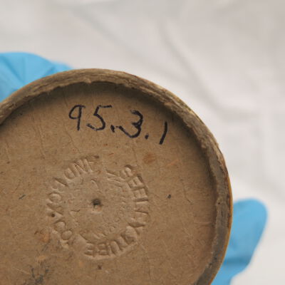 Bottom of cylinder: Origsize: 4.5" (h) x 2.25" (di; Origformat: Artifact
