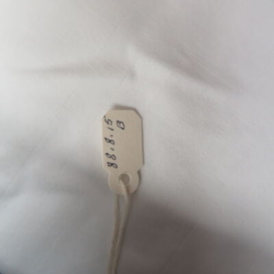 Number on pants.: Origsize: 41.5" (l) x 13" (w); Origformat: Artifact