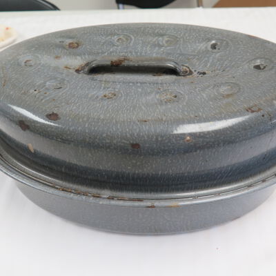 Roasting pan with lid.: Origsize: 6" (h) x 14.5" (w) x; Origformat: Artifact