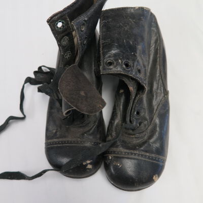 Shoe