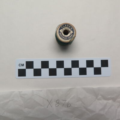 Top of spool.: Origsize: 1.25" (h) x 0.75" (d; Origformat: Artifact